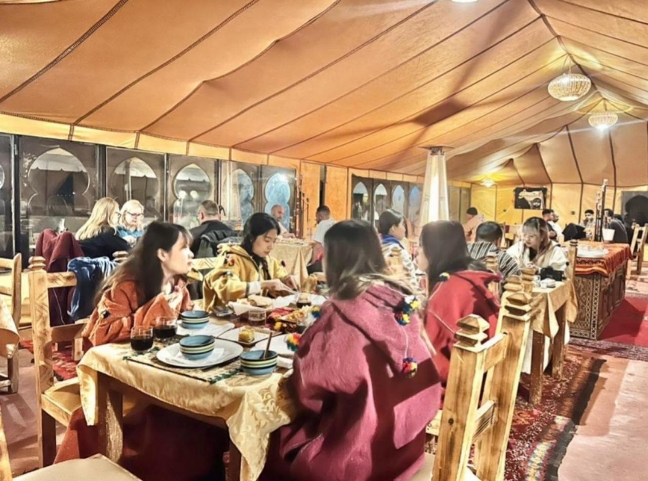 Desert Paradise Luxury Camp Merzouga Exteriér fotografie